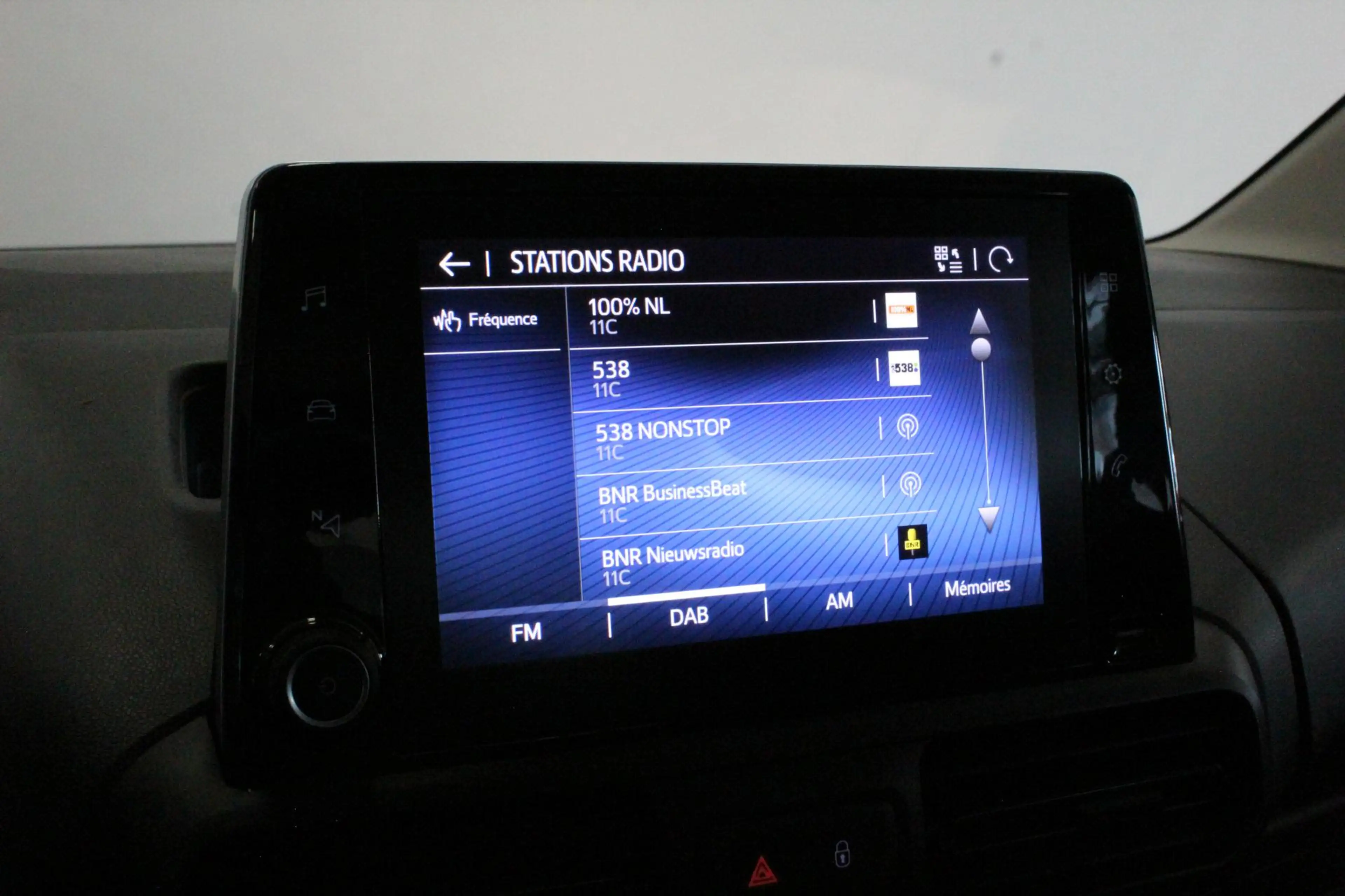 Toyota Proace City Verso 1.2 Turbo Professional 5P. | NAVIGATIE | PDC — photo 29