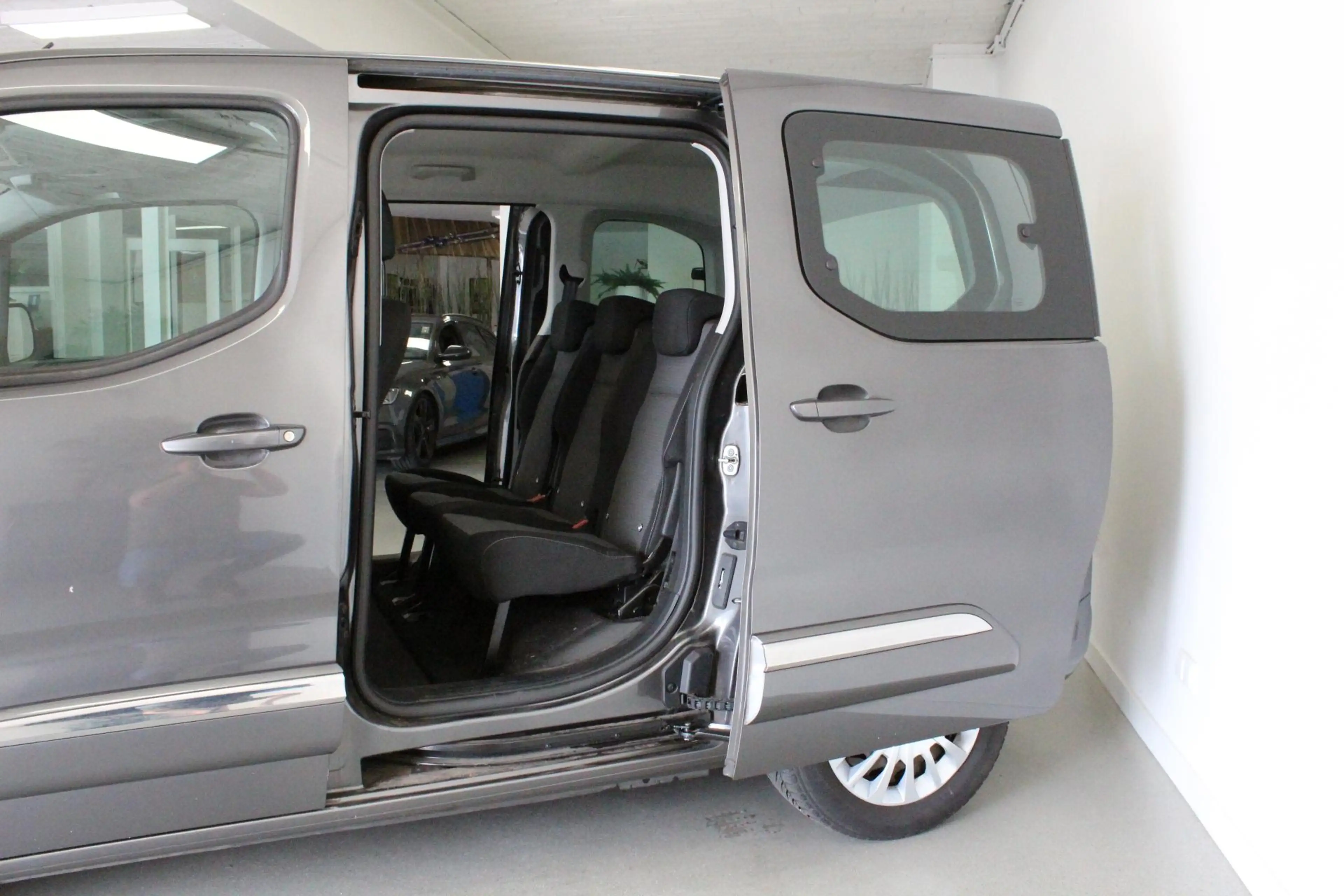 Toyota Proace City Verso 1.2 Turbo Professional 5P. | NAVIGATIE | PDC — photo 5