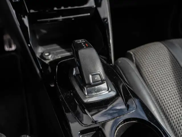 Peugeot 208 view 25