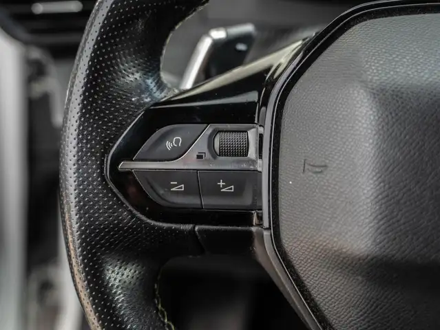 Peugeot 208 view 27