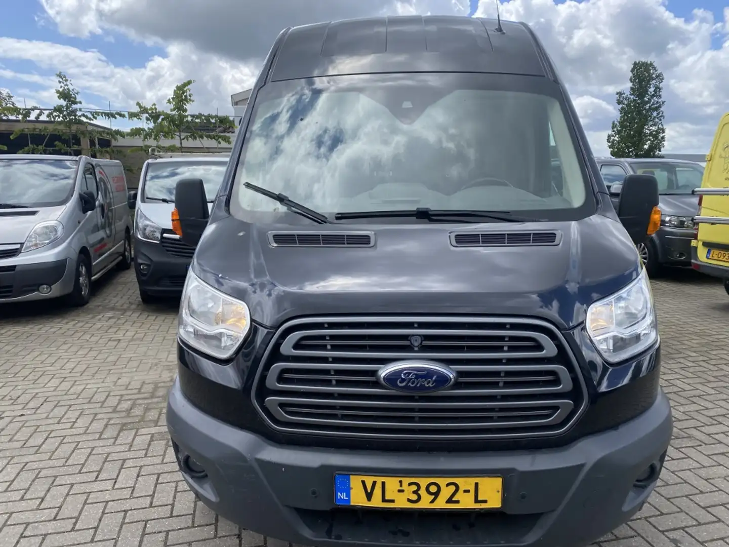 Ford Transit 350 2.2 TDCI L4H3 2015 EXPORT Zwart - 2