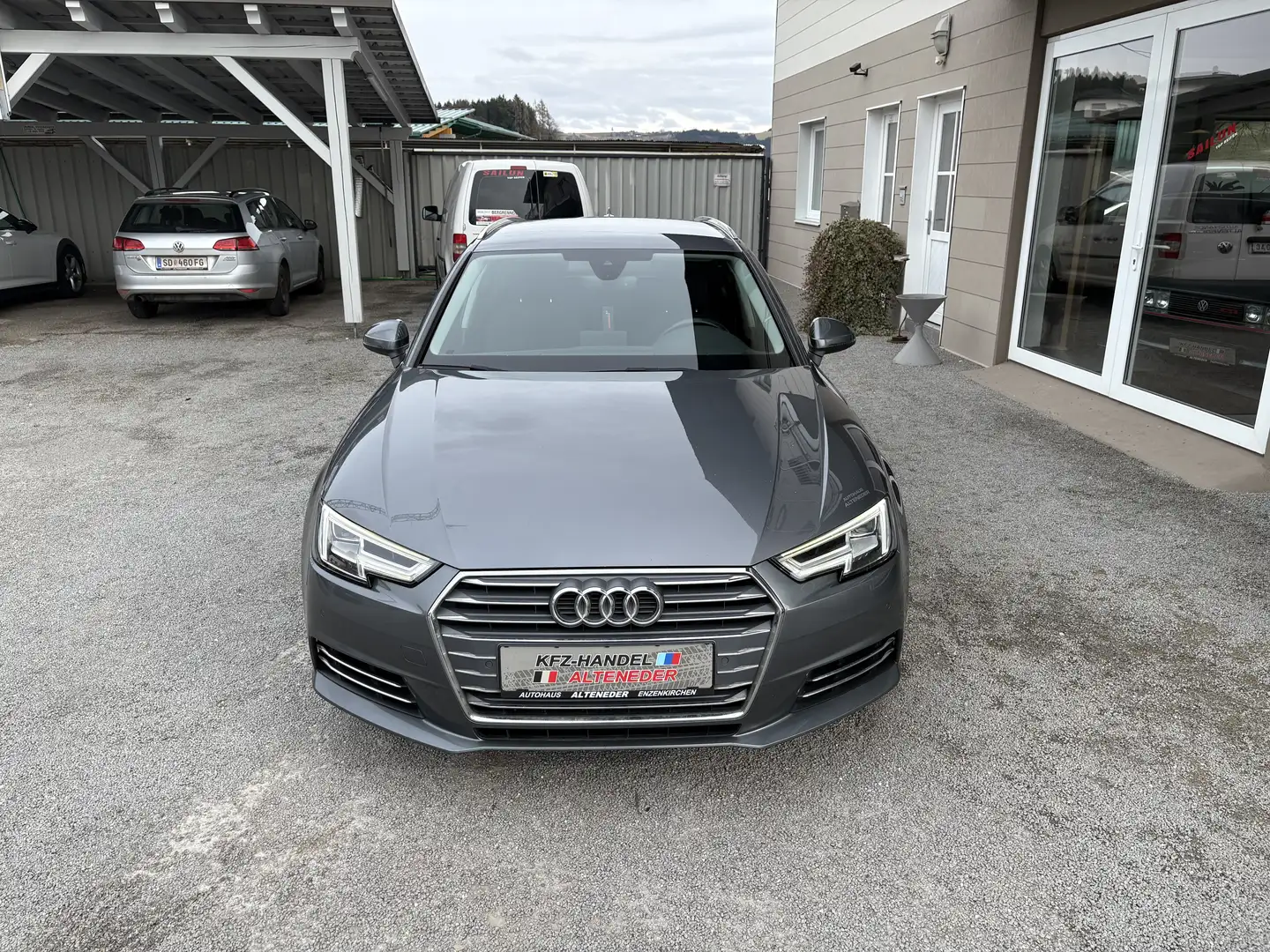 Audi A4 Avant 2,0 TDI Sport *CARPLAY*LED*NAVI*SITZH*ZR NEU Grau - 2