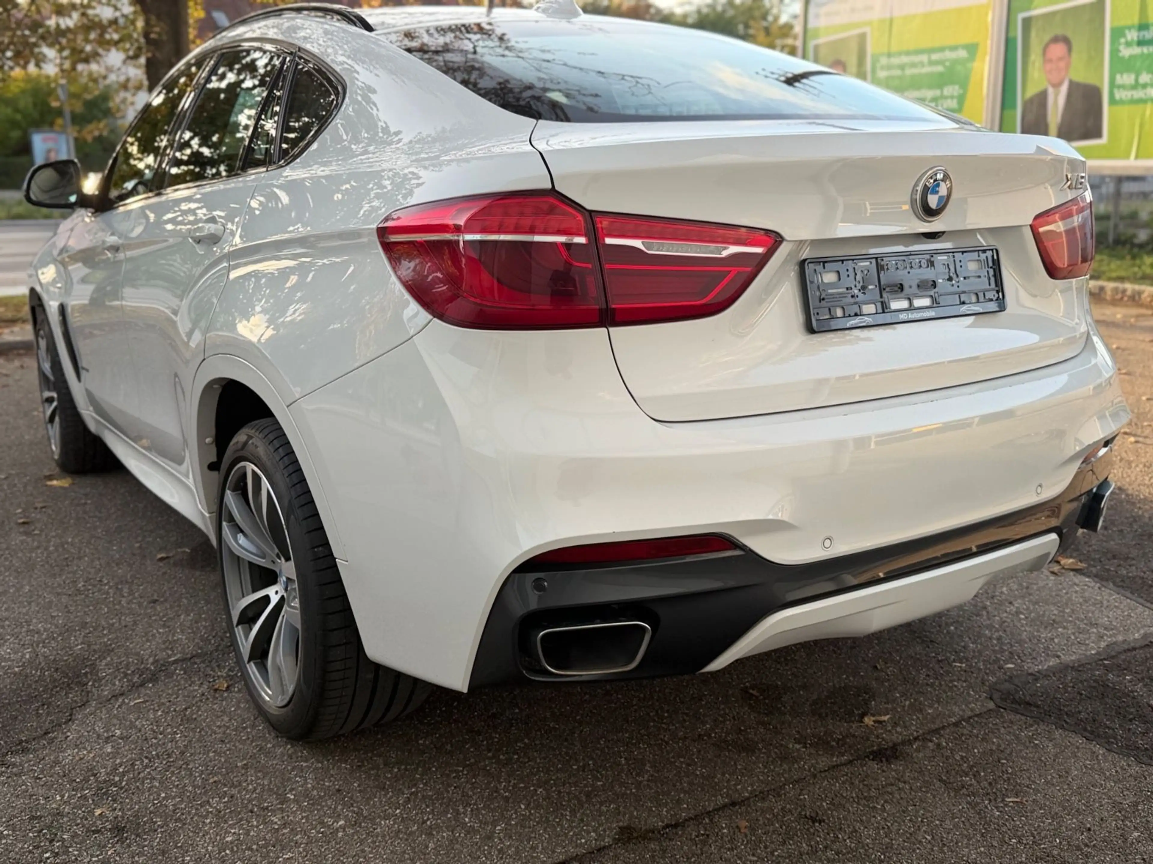 BMW X6 xDrive 40 d M-Packet — photo 11