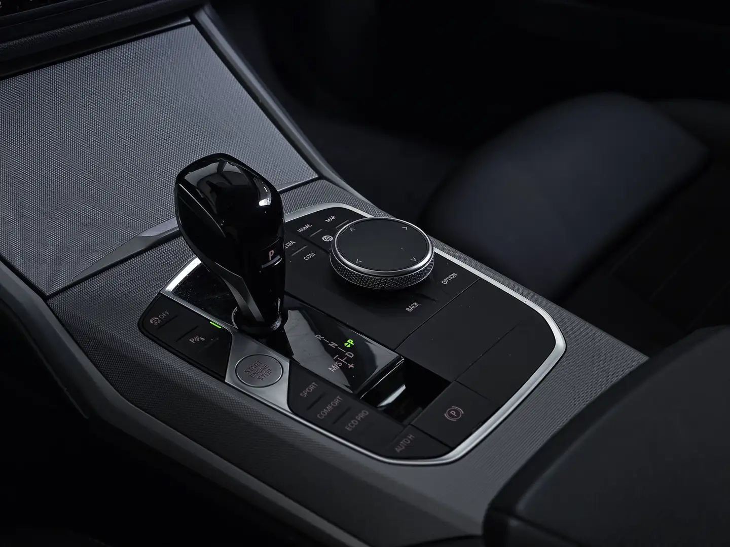 BMW 316 ✖ 19' PACK M | CARPLAY |VIRTUAL COCKPIT| TVA ✔ Grijs - 2