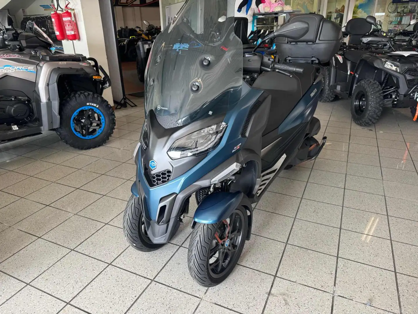Piaggio MP3 530 hpe exclusive Blu/Azzurro - 1
