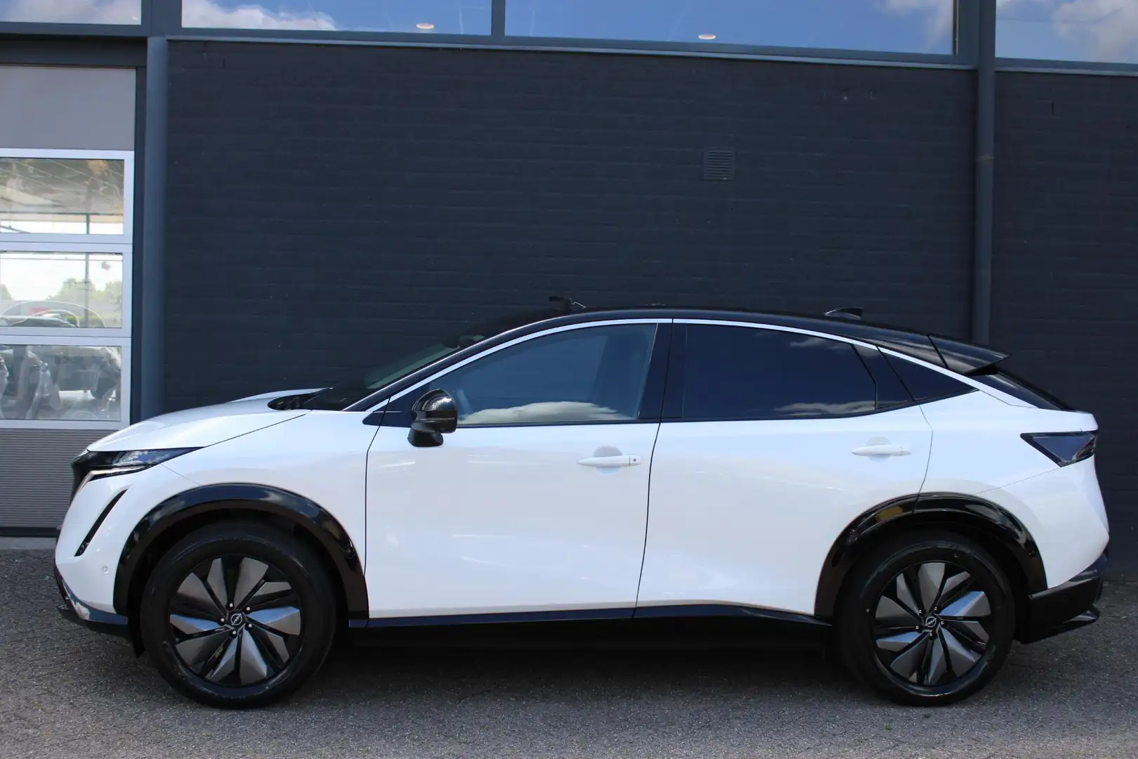 Nissan Ariya Advantage Edition Plus 63 kWh Actie Prijs | Geheel Blanc - 2