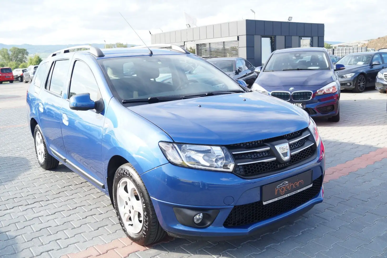 Dacia Logan MCV II Kombi Prestige Klima Navi Tempomat Blau - 1
