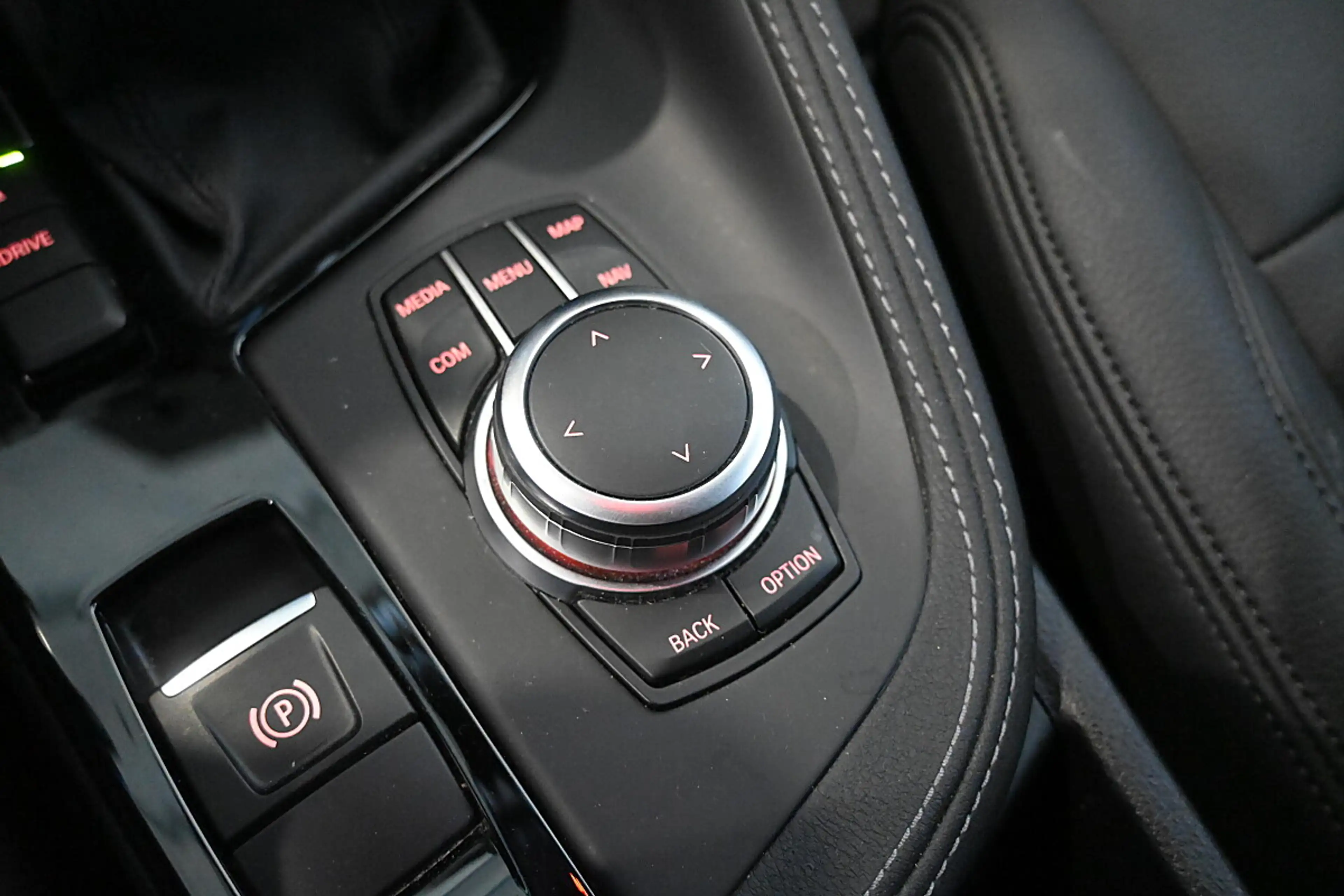 BMW X2 xDrive25e; Head-UP, LED, LEder, ACC, R-Kamera, ... — photo 15