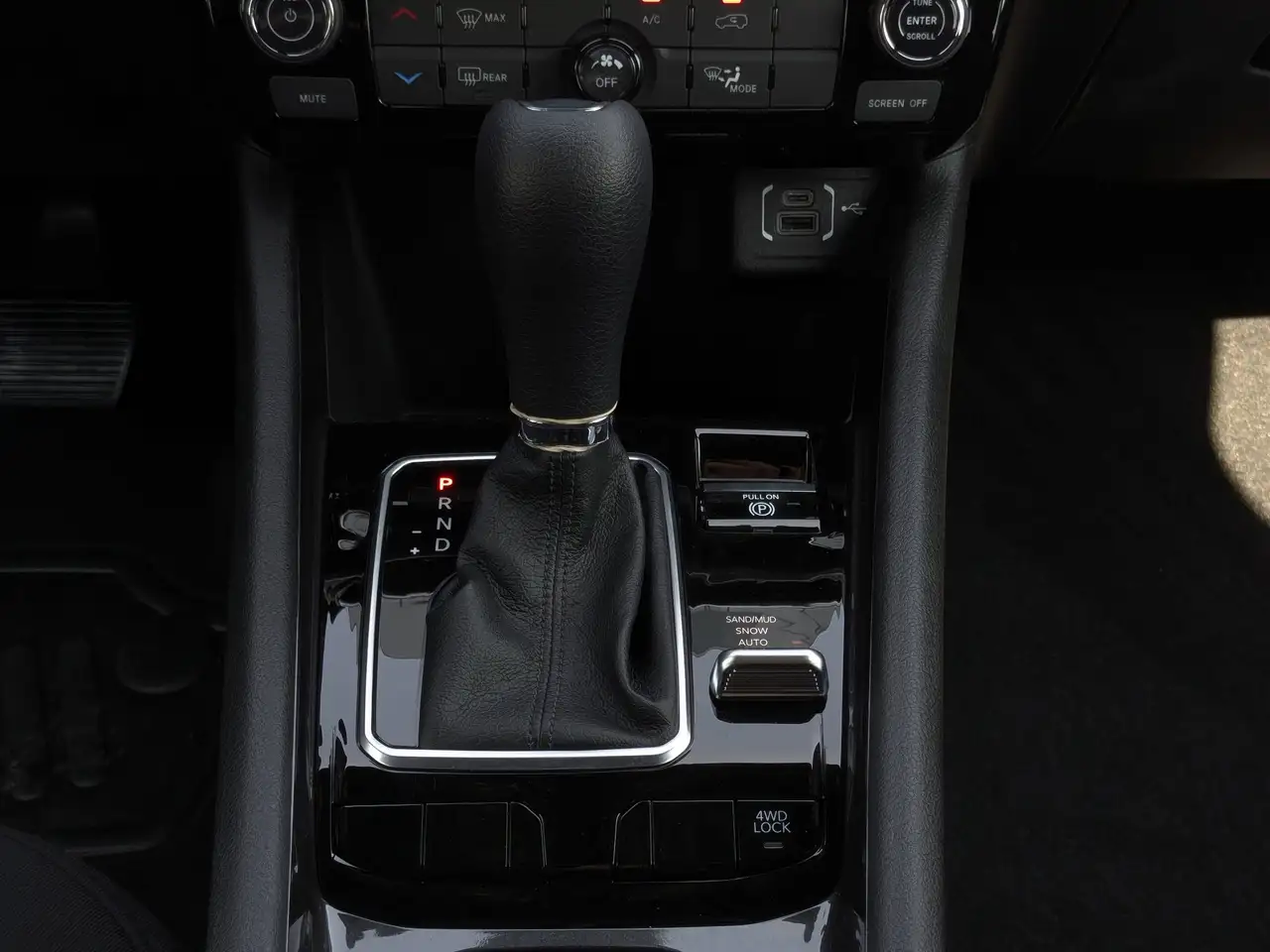 Jeep Compass снимка Jeep Compass