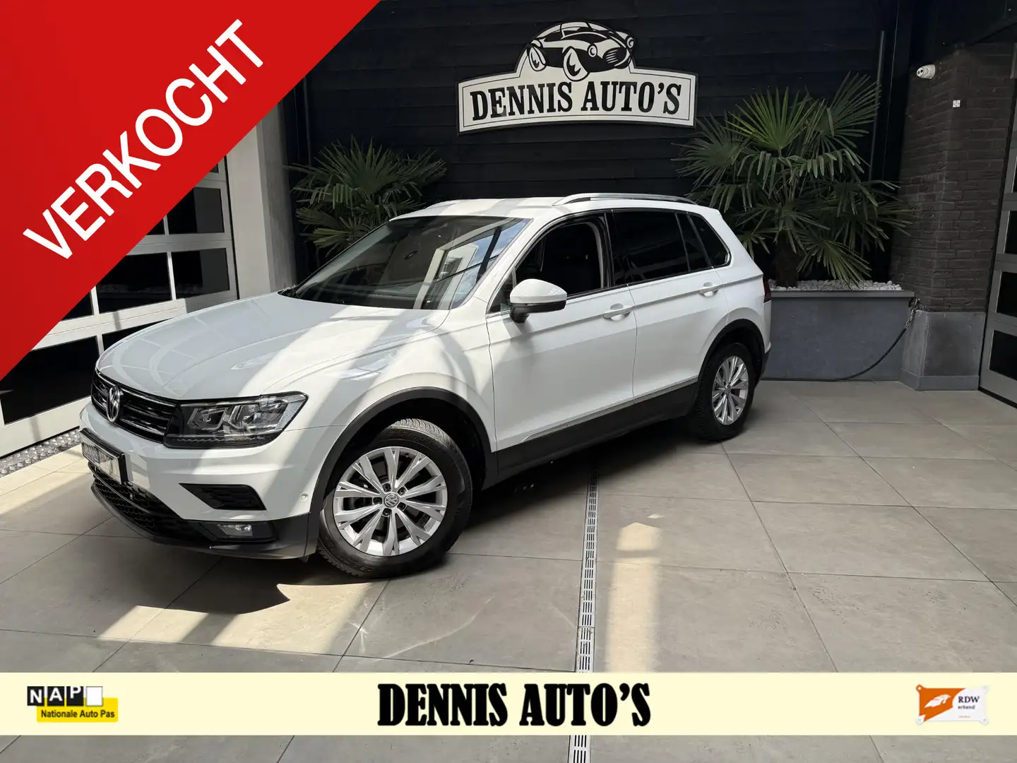 Volkswagen Tiguan 1.5 TSI ACT Comfortline Automaat! Wit - 1