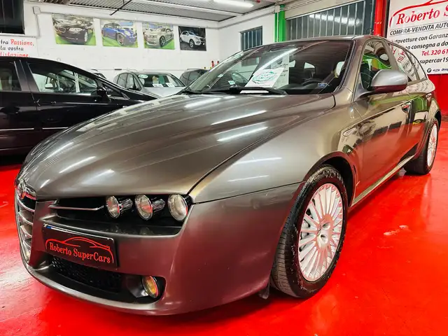 Alfa Romeo 159 1.9 JTDm 150CV Q-Tronic Premium Pack