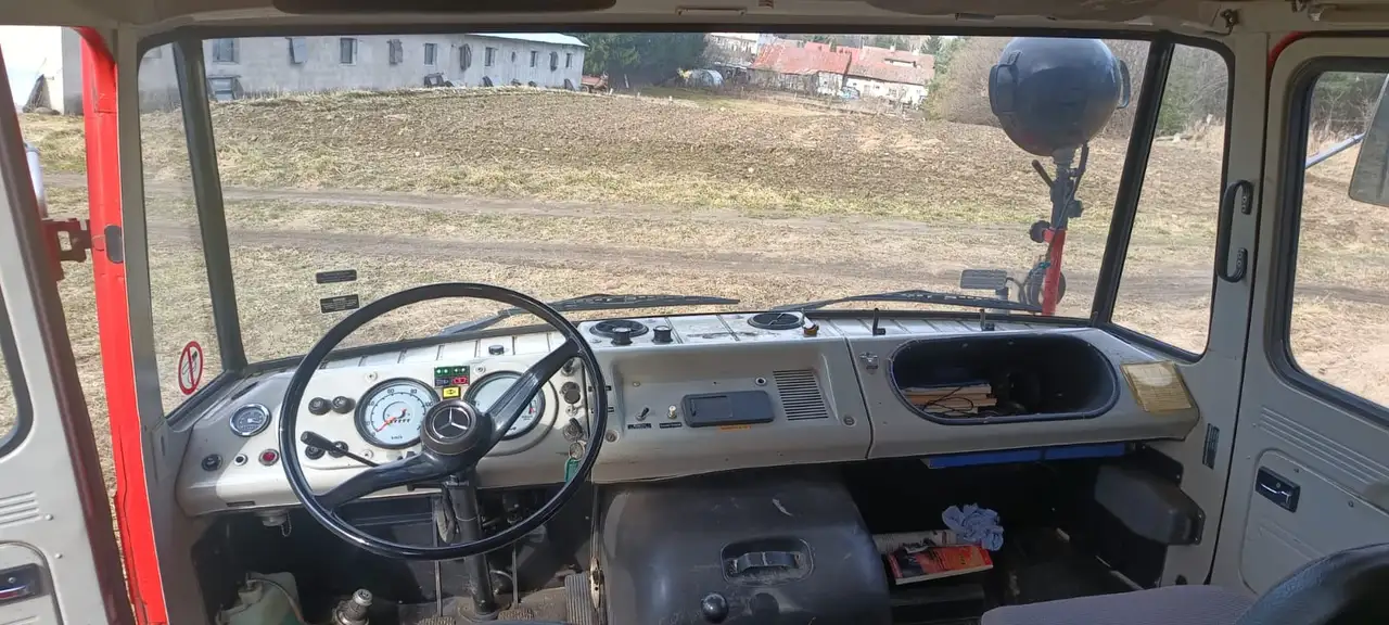 Mercedes-Benz 400 MB 408 LF Feuerwehr Fahrzeug, foto 12