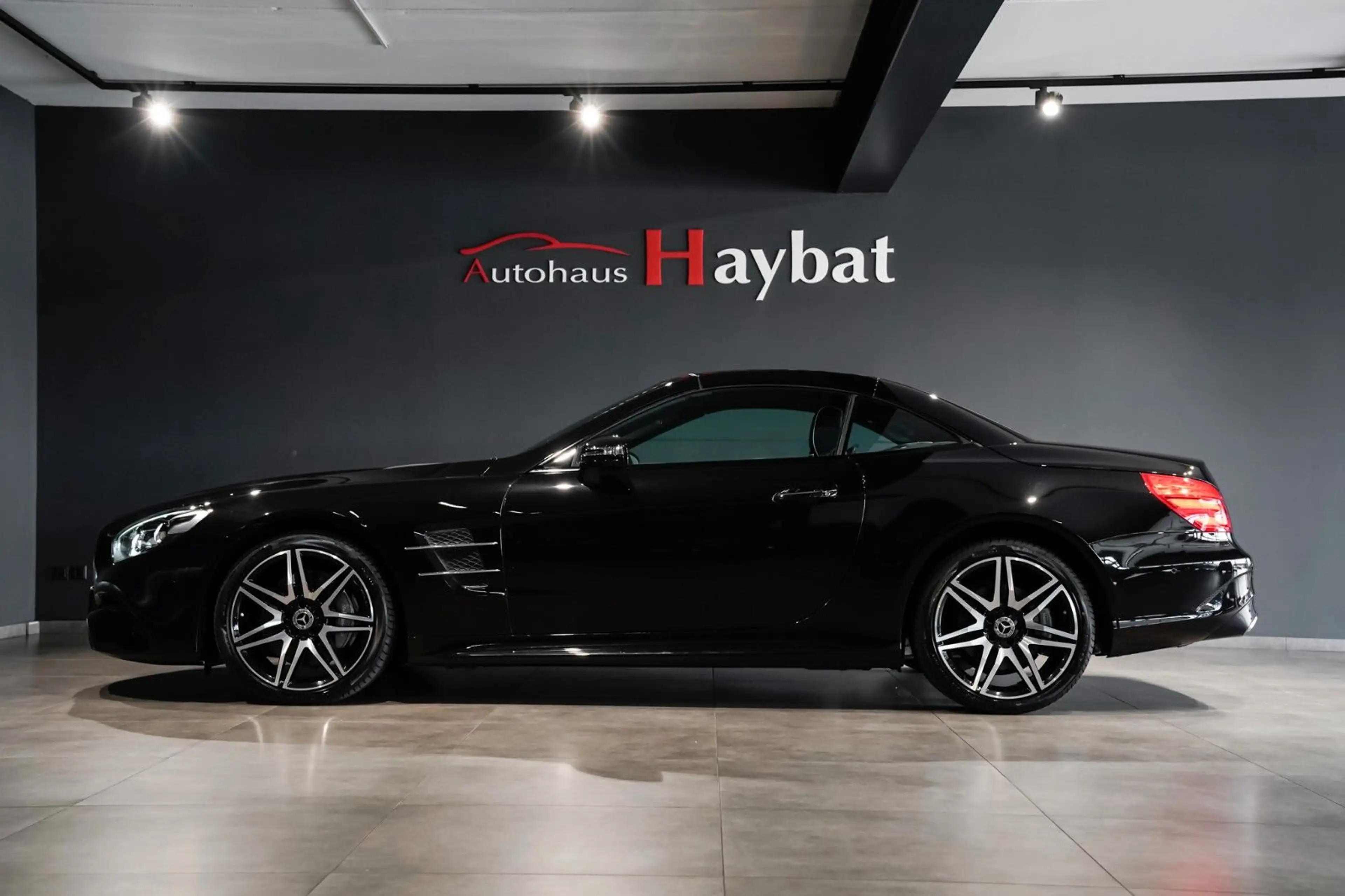 Mercedes-Benz SL 400 AMG Night-Airscarf-MagicSky-Sitzklima — photo 10