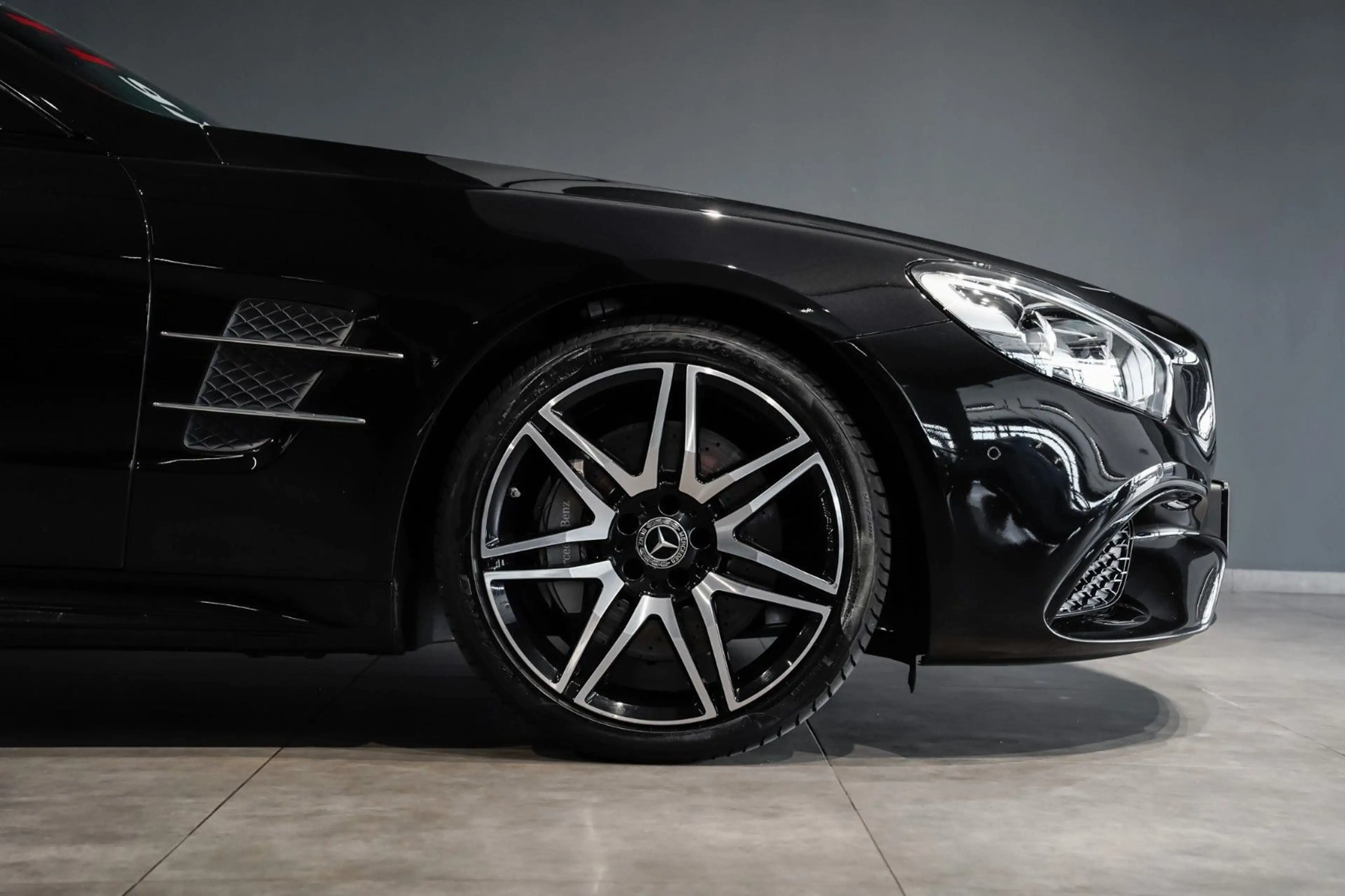 Mercedes-Benz SL 400 AMG Night-Airscarf-MagicSky-Sitzklima — photo 5