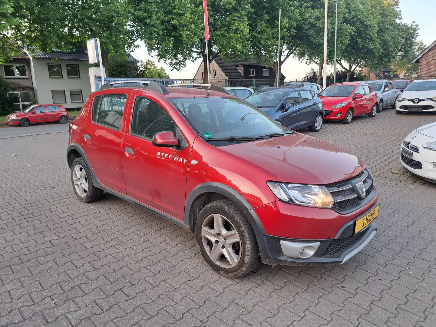 Dacia Sandero Stepway TCe 90 Prestige Rosso - 1