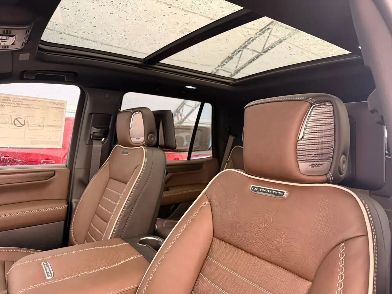 GMC Yukon снимка GMC Yukon