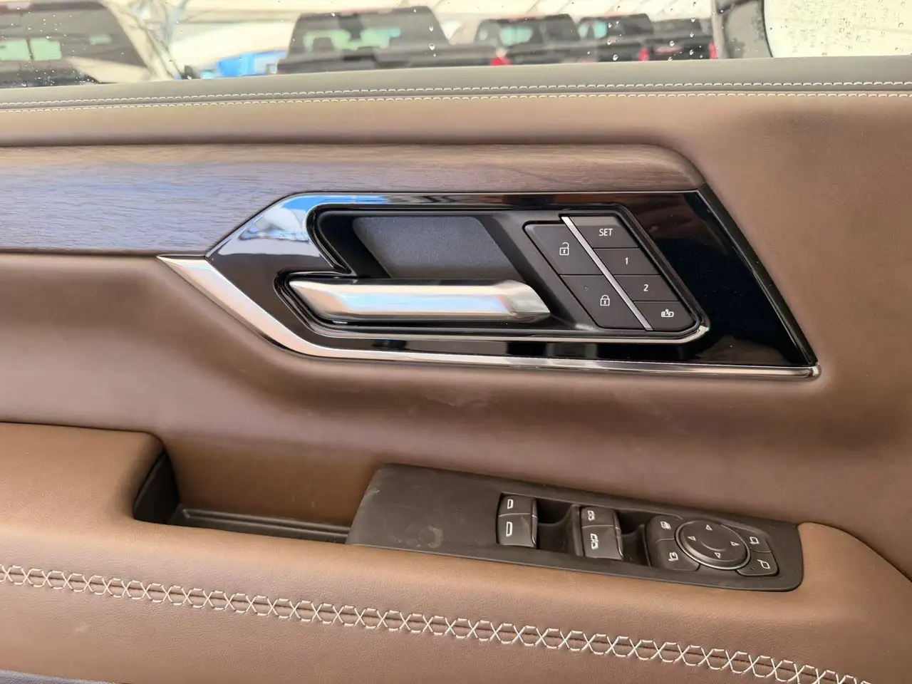GMC Yukon снимка GMC Yukon