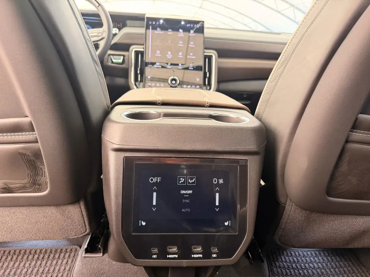 GMC Yukon снимка GMC Yukon