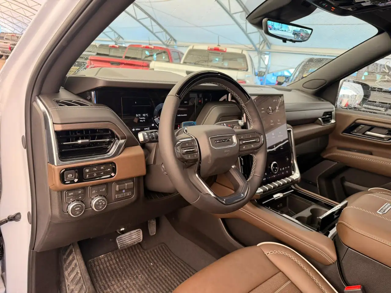 GMC Yukon снимка GMC Yukon