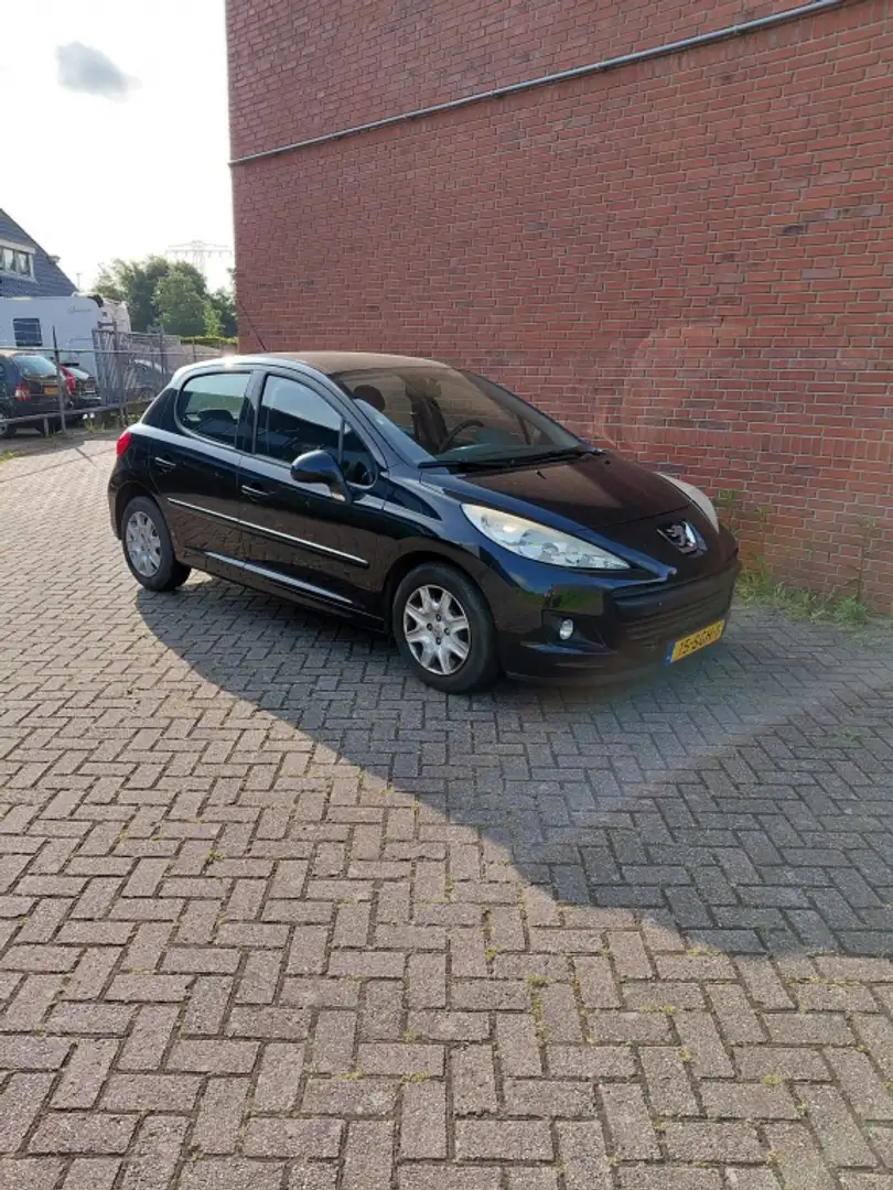 Peugeot 207 1.4 VTi Access Schwarz - 2