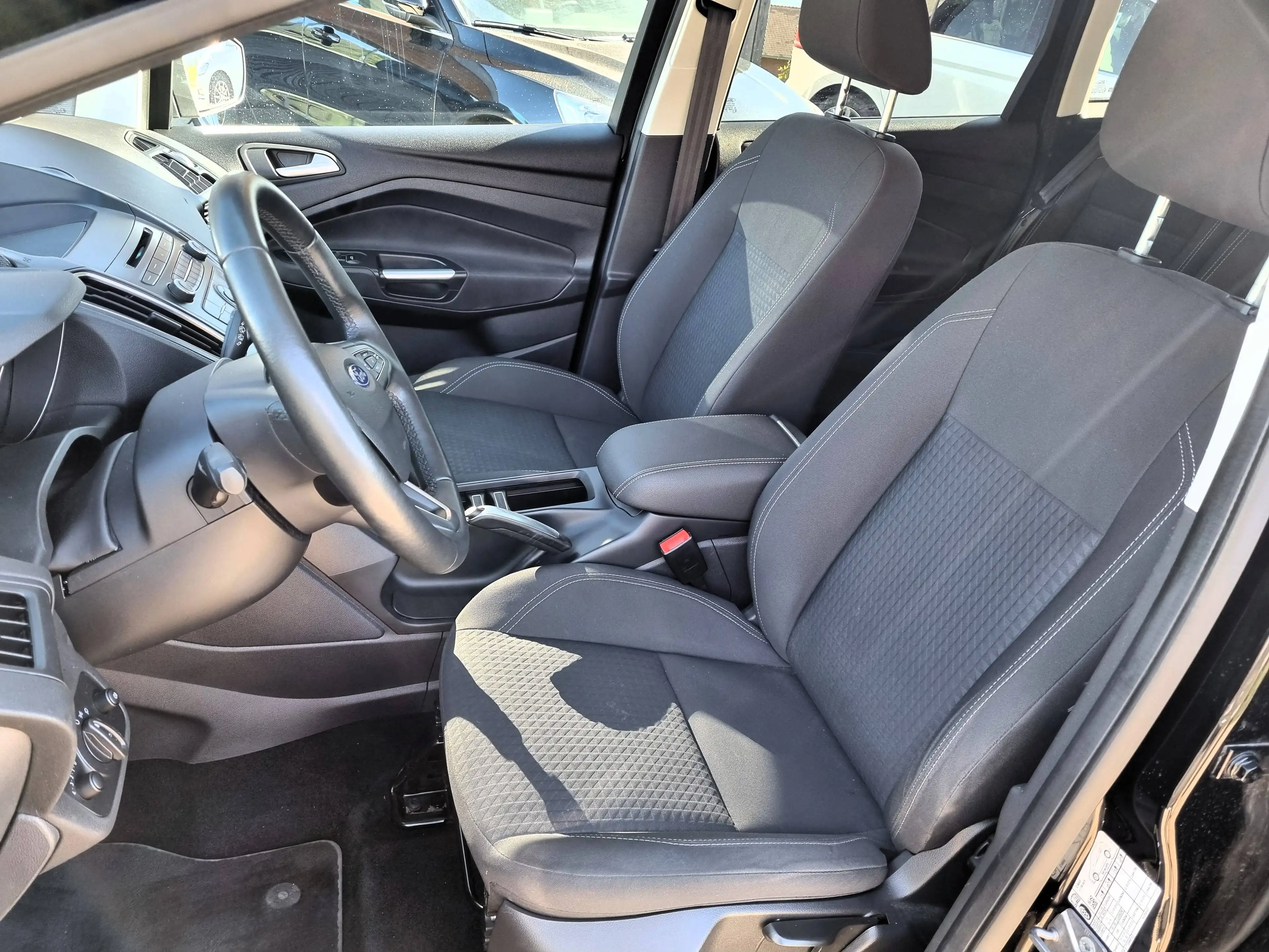 Ford C-Max + Sitzheizung + Unterbodenschutz — photo 10