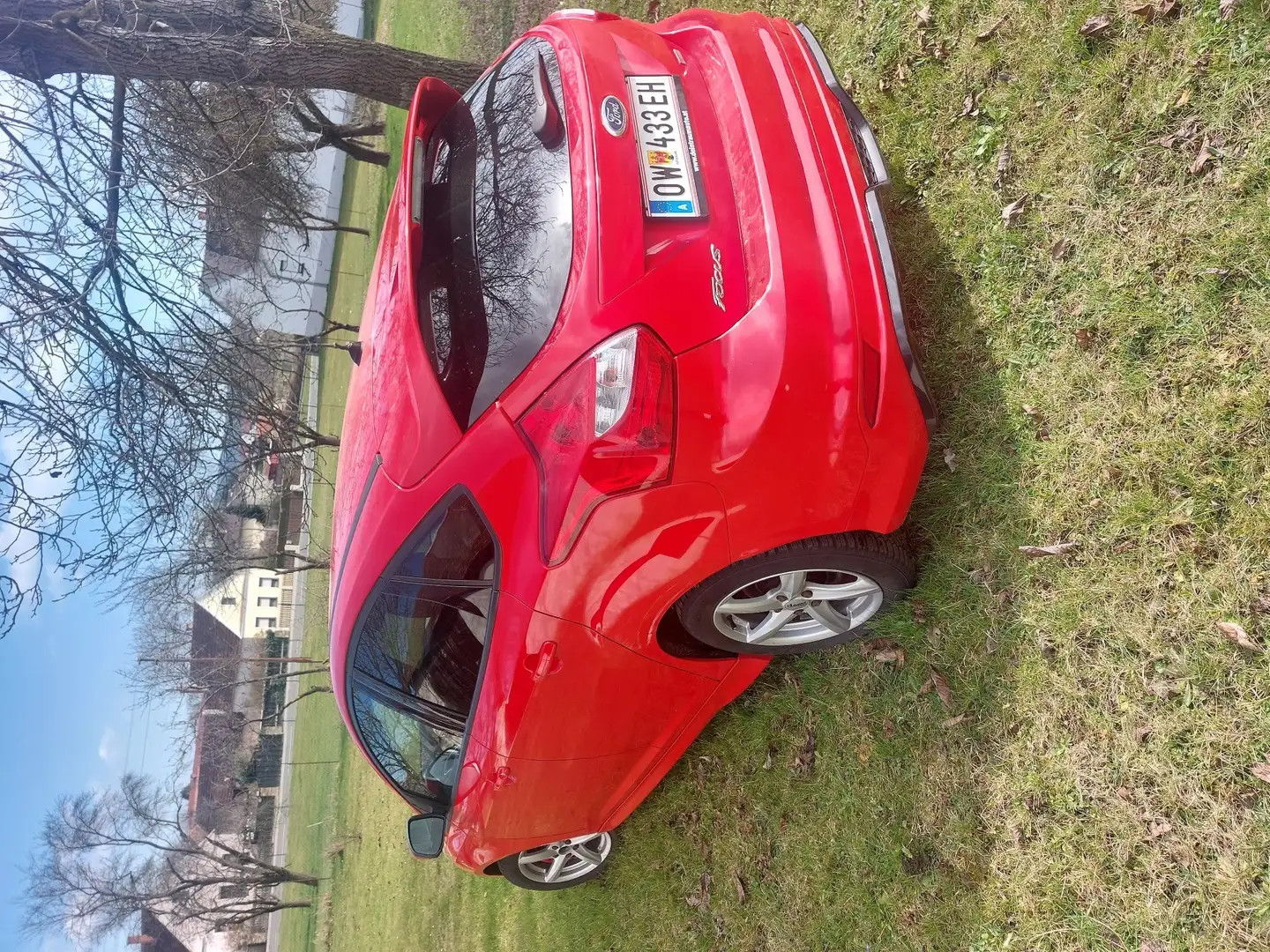 Ford Focus Trend 1,0 EcoBoost Rot - 2