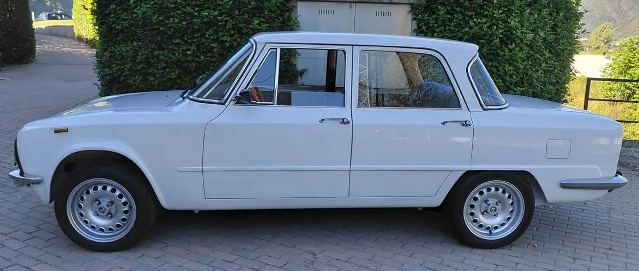 Alfa Romeo Nuova Giulia Super, foto 2