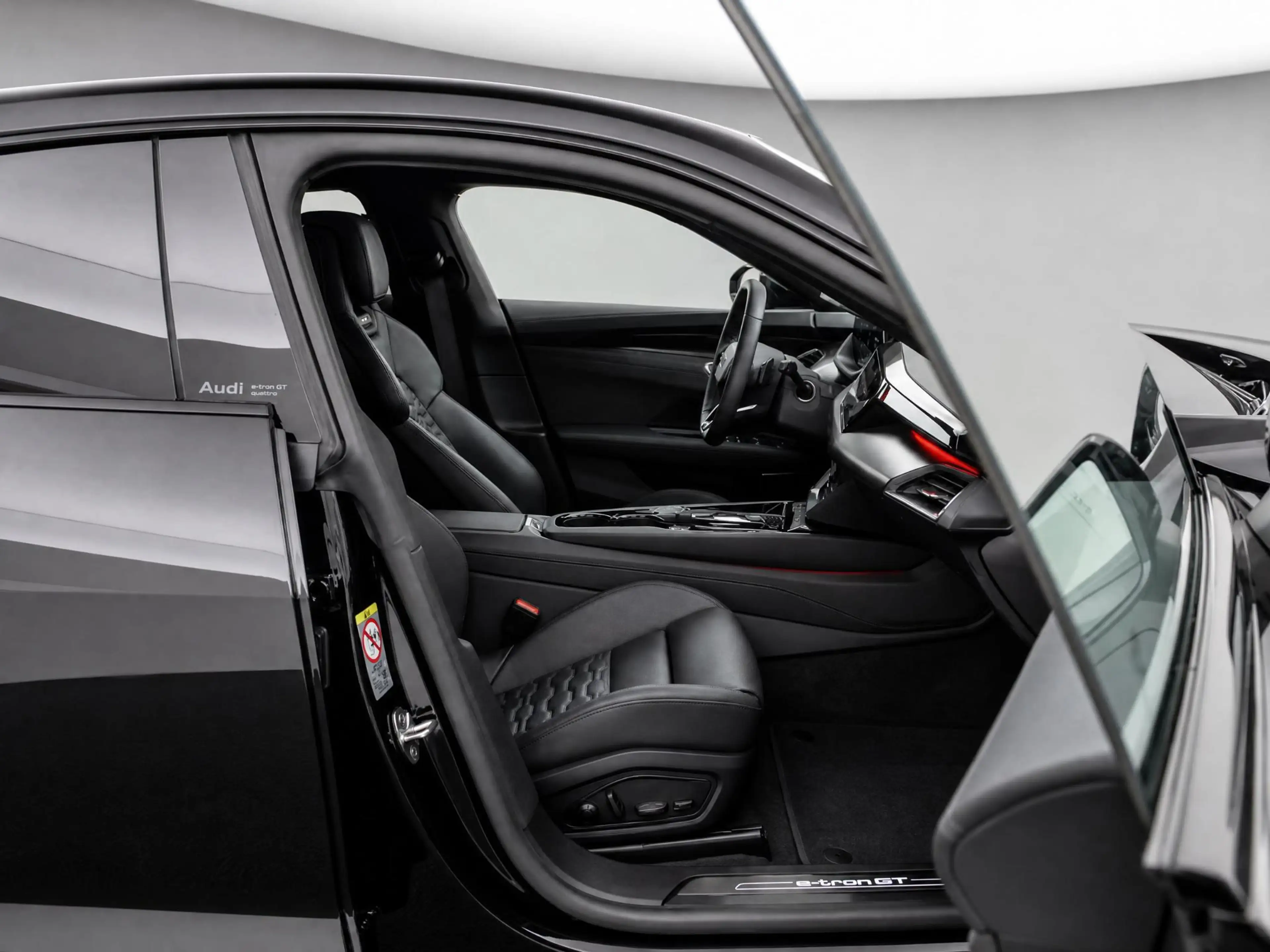 Audi e-tron GT 503 PK · Assistentiepakket Plus remote · Bang & Ol — photo 14