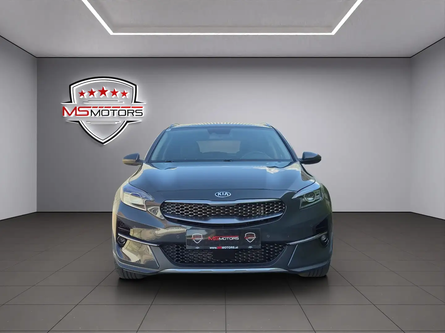 Kia XCeed 1,4 TGDI Platin Aut.*ACC*LEDER*RFK*KEYLESS*KREDIT Grau - 2