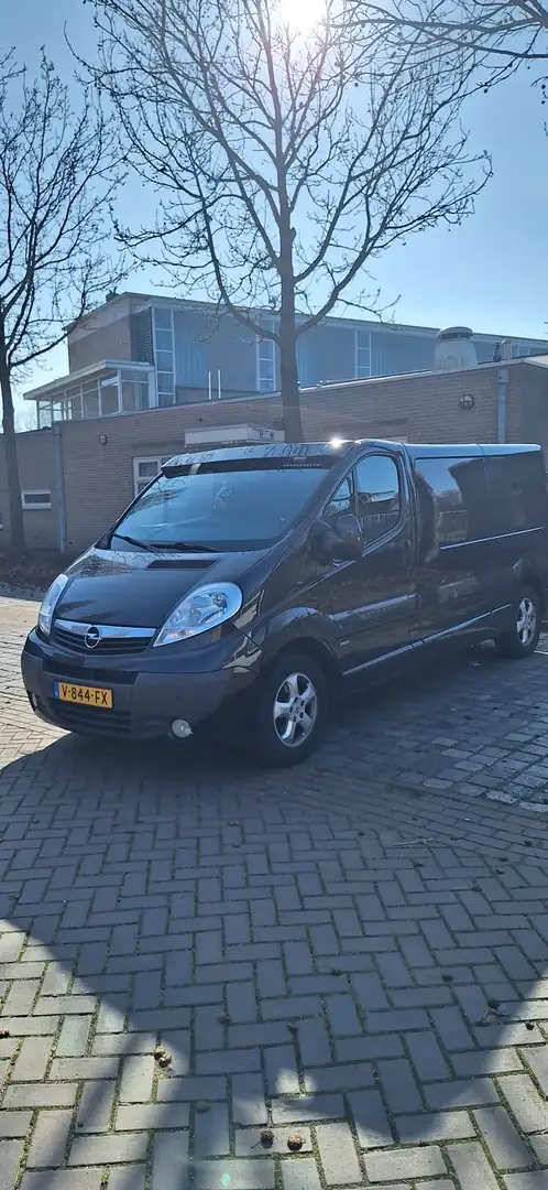 Opel Vivaro 2.0 CDTI L2H1 Easytronic DPF Zwart - 1