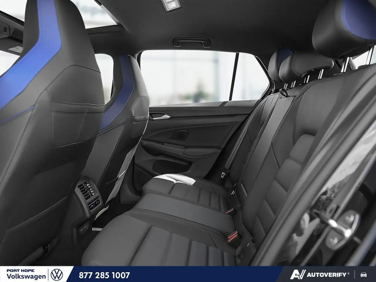 Volkswagen Golf R снимка Volkswagen Golf R