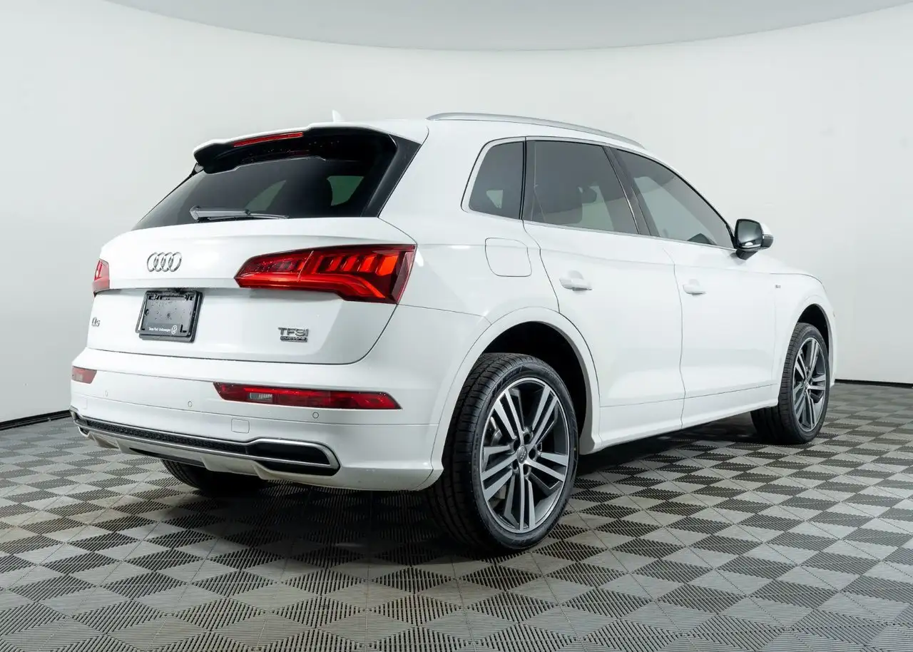 Audi Q5 снимка Audi Q5