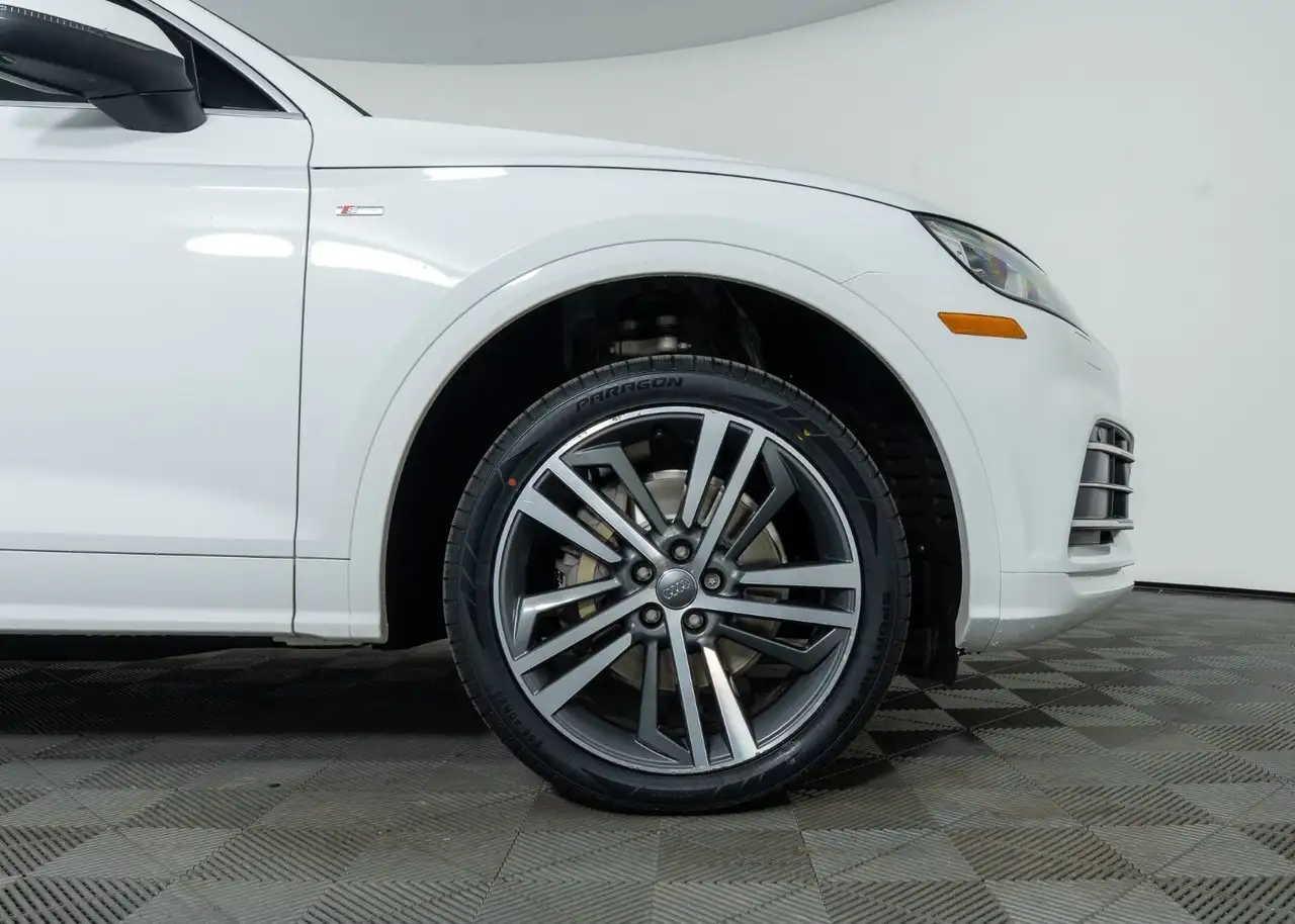 Audi Q5 снимка Audi Q5