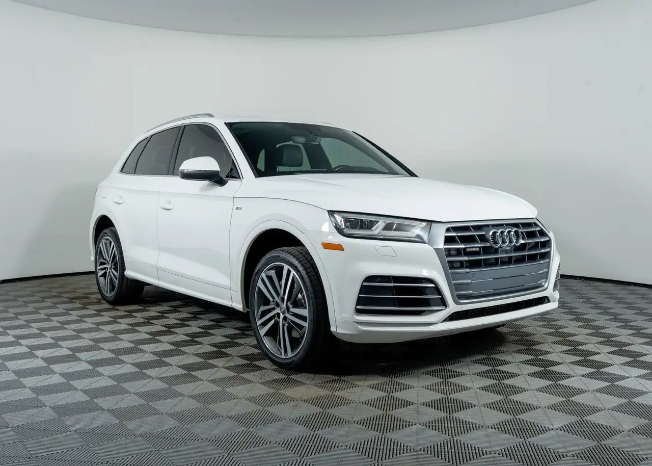 Audi Q5 снимка Audi Q5