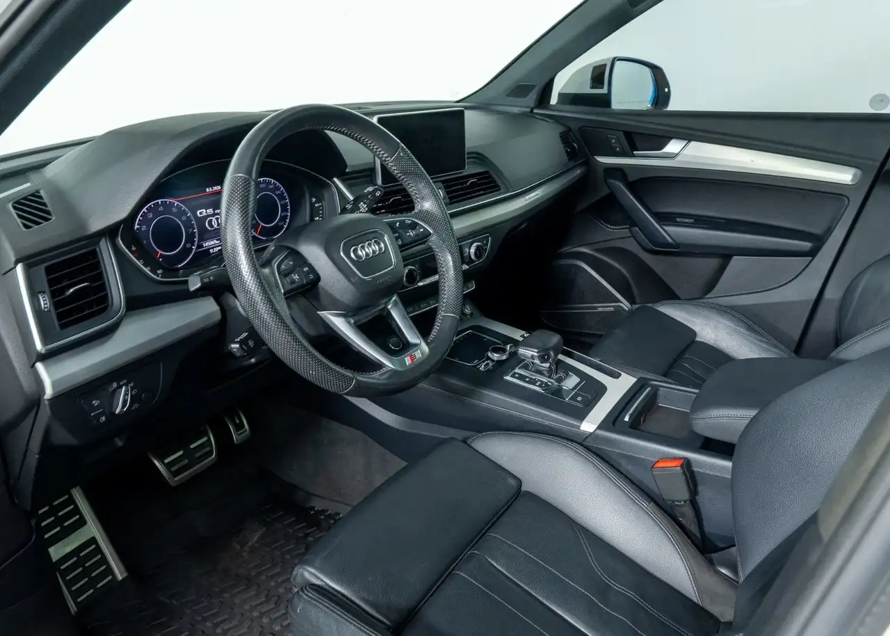 Audi Q5 снимка Audi Q5