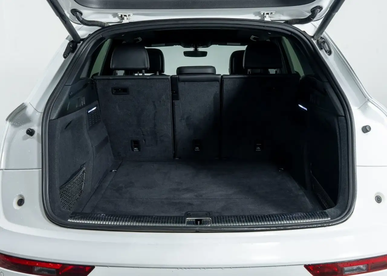 Audi Q5 снимка Audi Q5