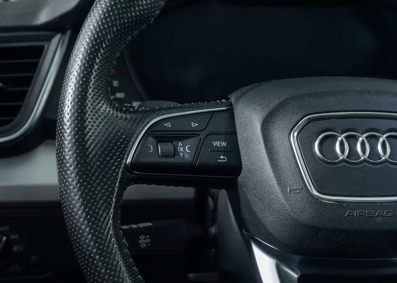 Audi Q5 снимка Audi Q5