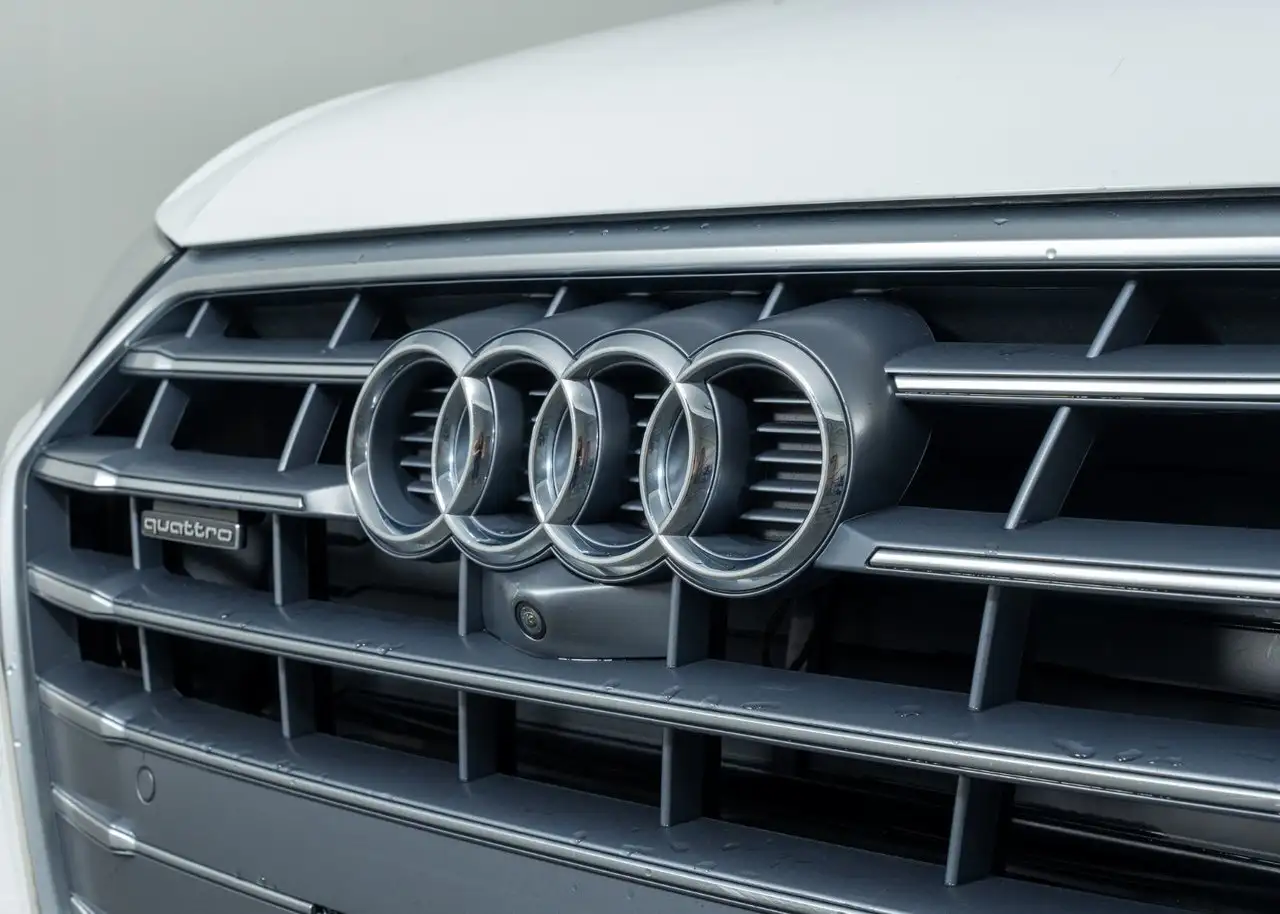 Audi Q5 снимка Audi Q5