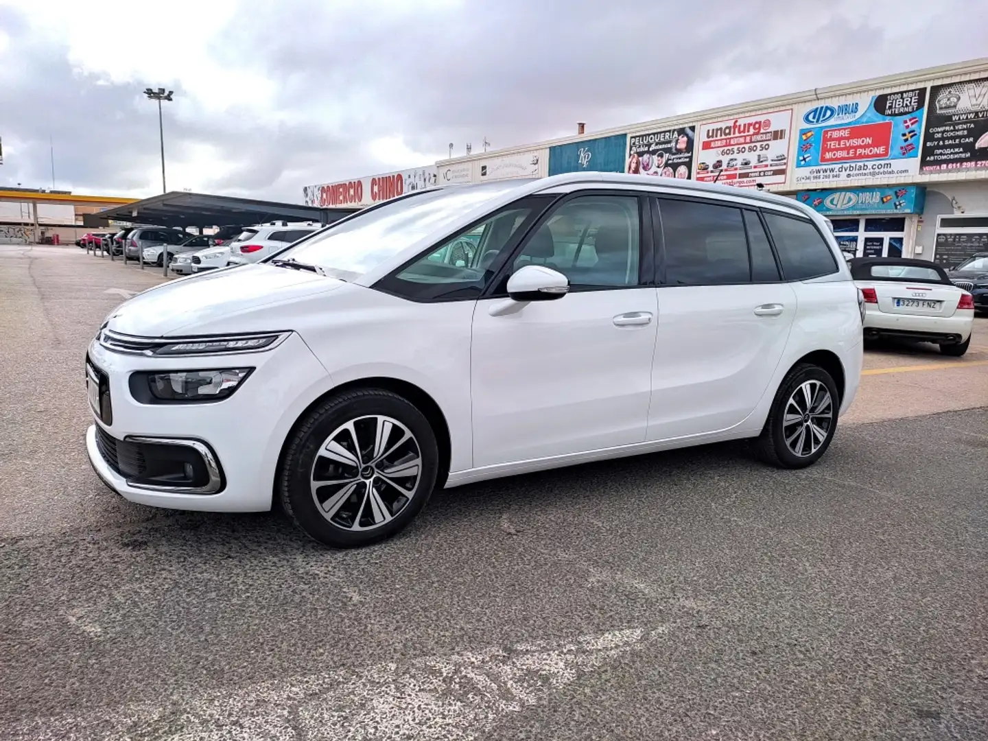 Citroen C4 Grand Spacetourer 1.5BlueHDI Feel EAT8 130 Blanc - 2