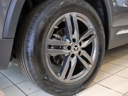 Annonce voiture d'occasion Mercedes-Benz GLA 180 - CARADIZE