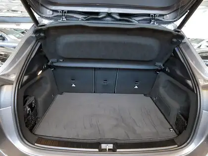 Annonce voiture d'occasion Mercedes-Benz GLA 180 - CARADIZE
