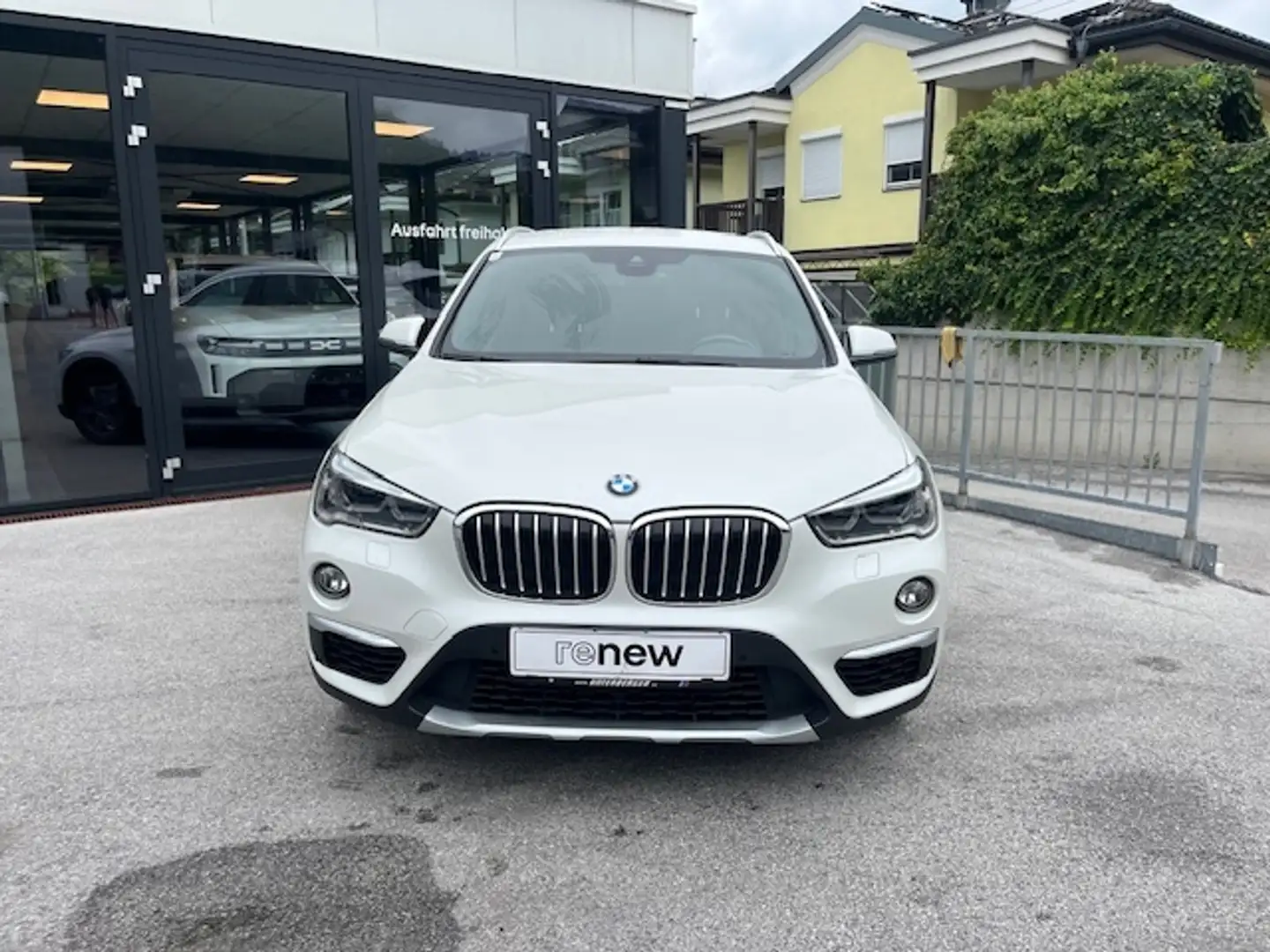 BMW X1 BMW X1 xDrive 18d Blanc - 2
