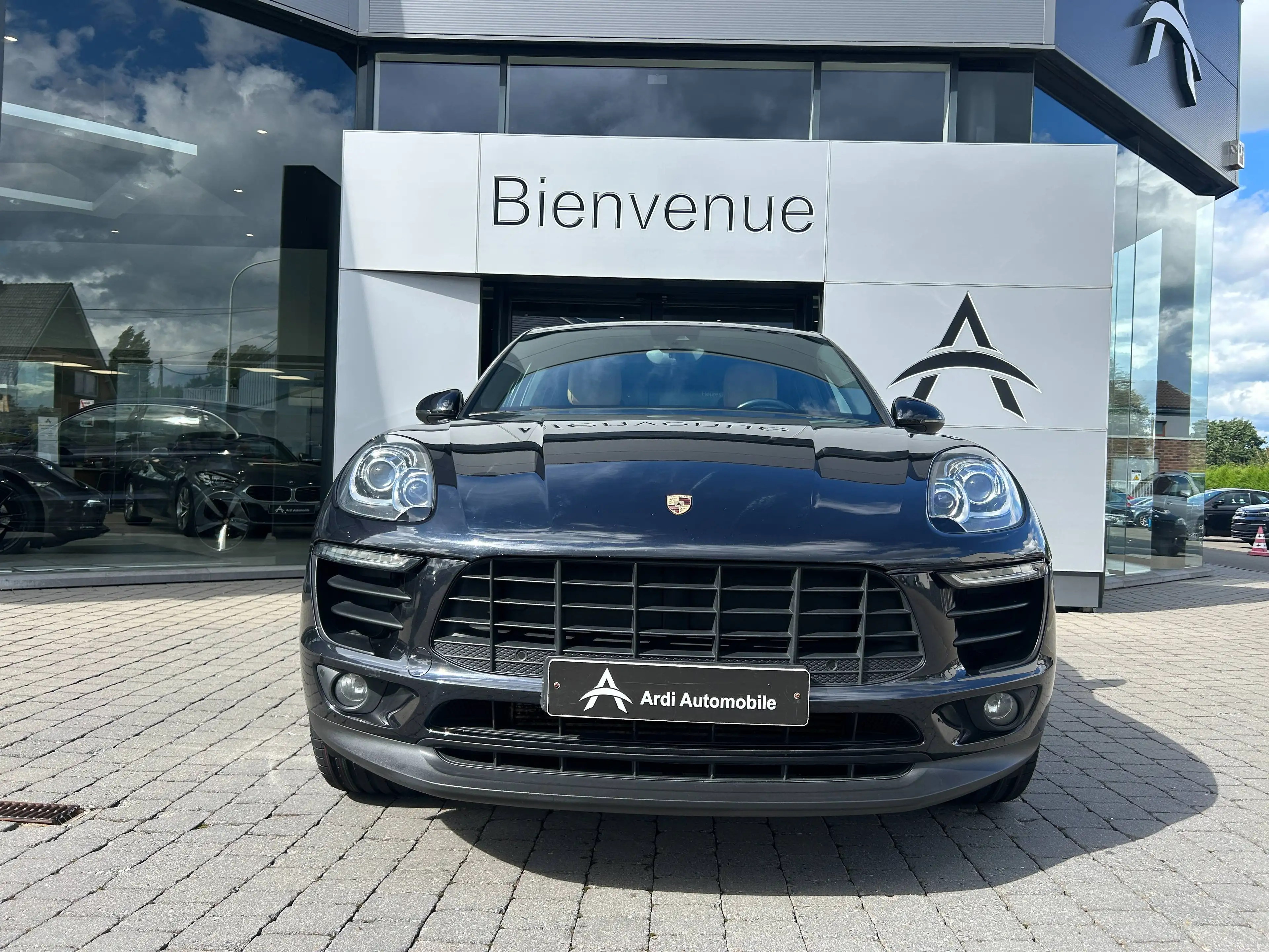 Porsche Macan 2.0 Turbo PDK *GARANTIE*CARPLAY*CUIR*SIEGES CHAUFF — photo 2