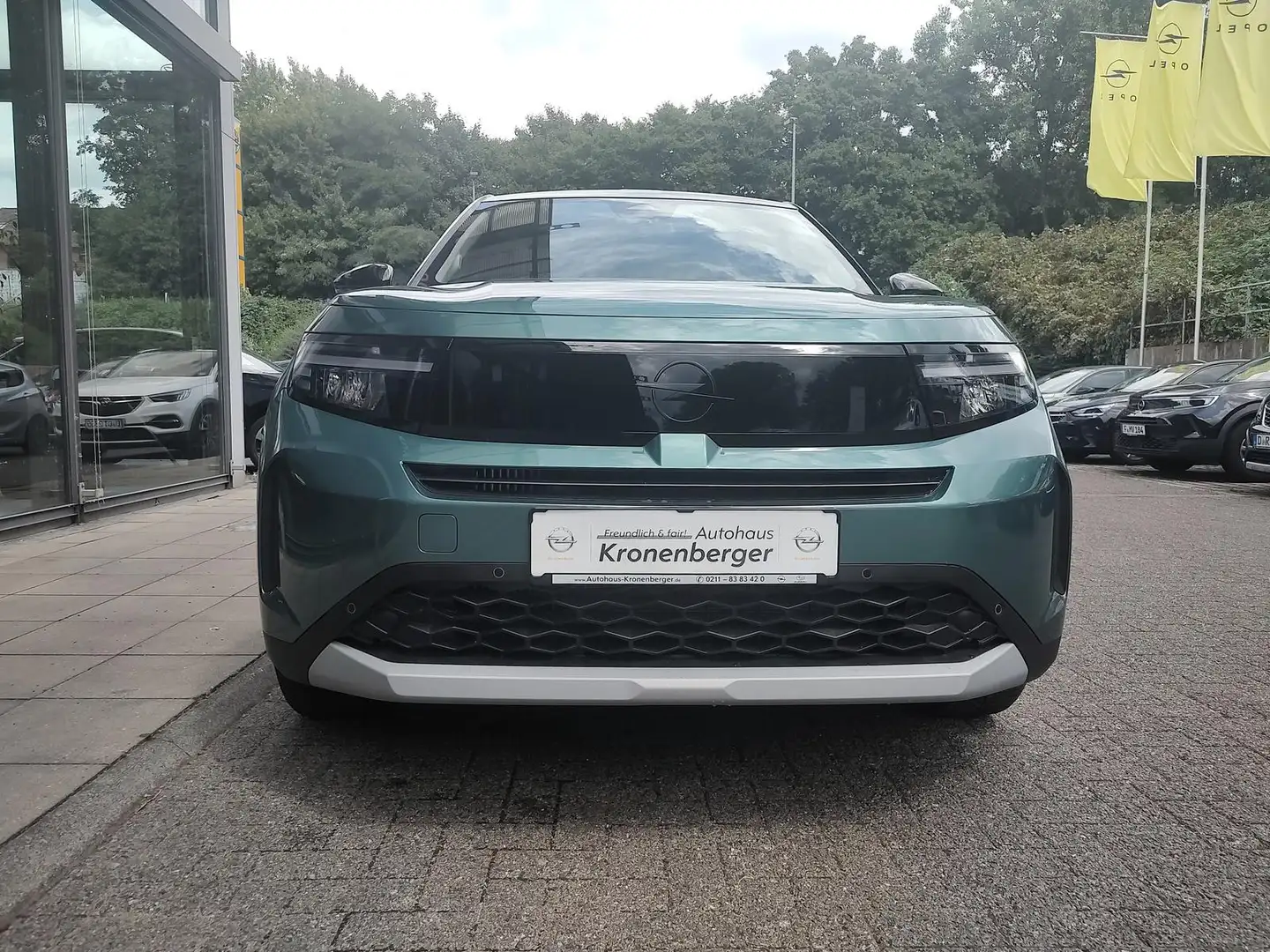 Opel Frontera 1.2 GS Hybrid Allwetter Navi RKamera Verde - 2