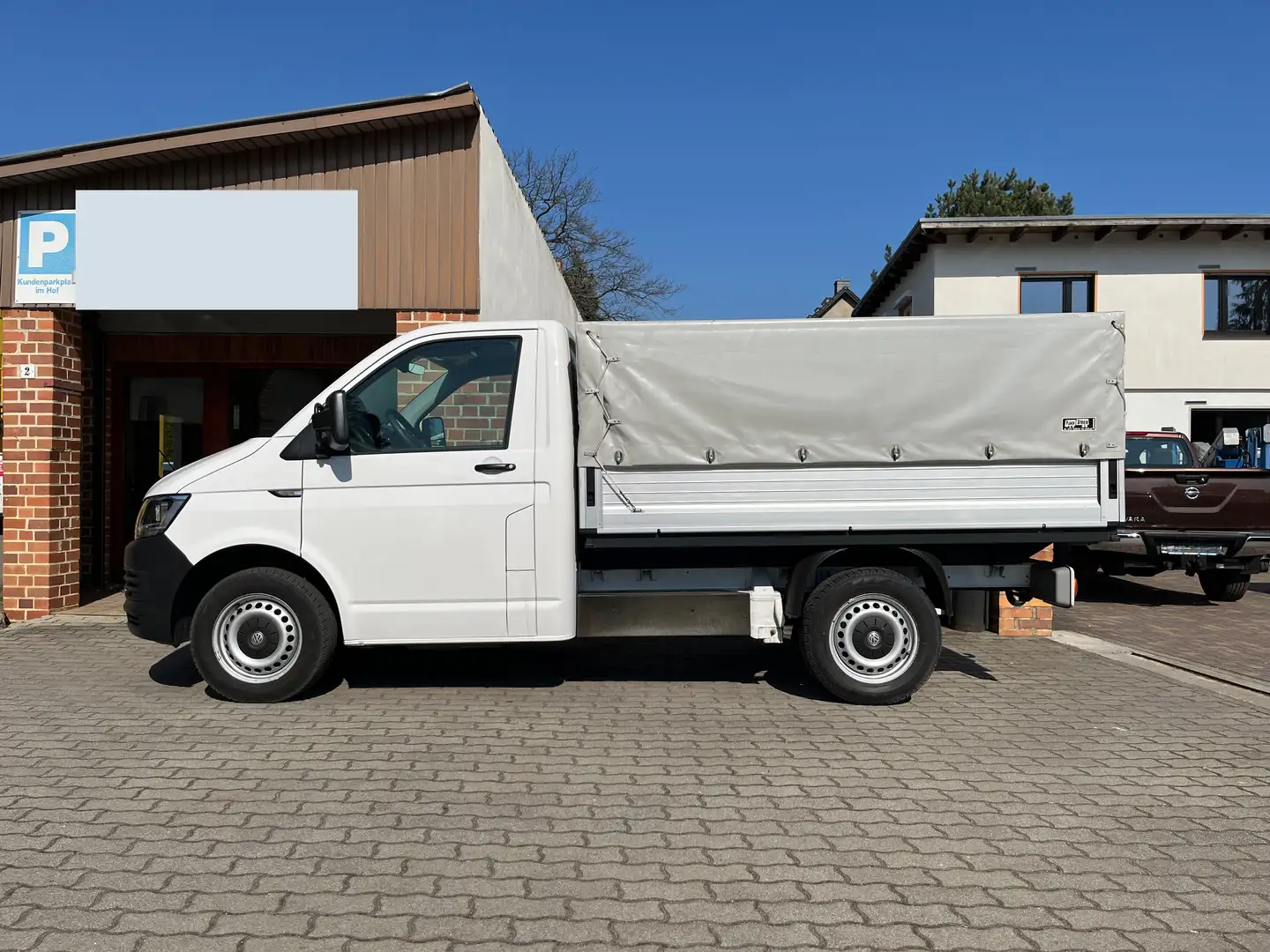 Volkswagen T6 Transporter Pritsche AHK Sitzh. 19% MwSt. ausweisbar!!! Weiß - 1