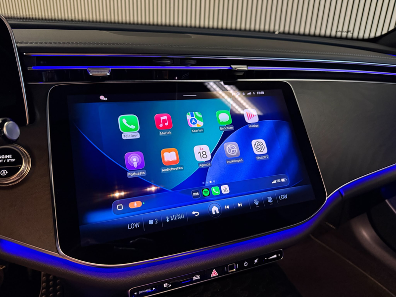 Mercedes-Benz E 220 220D AMG STYLING-PANORAMADAK-NIGHT PAKKET-DISTRONI — photo 31