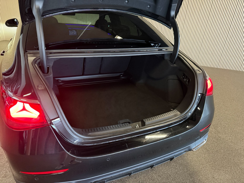 Mercedes-Benz E 220 220D AMG STYLING-PANORAMADAK-NIGHT PAKKET-DISTRONI — photo 37