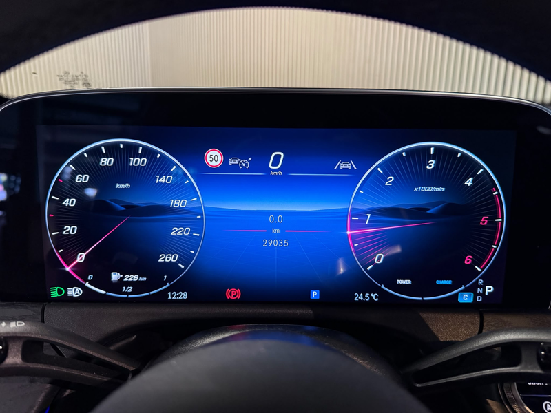 Mercedes-Benz E 220 220D AMG STYLING-PANORAMADAK-NIGHT PAKKET-DISTRONI — photo 17