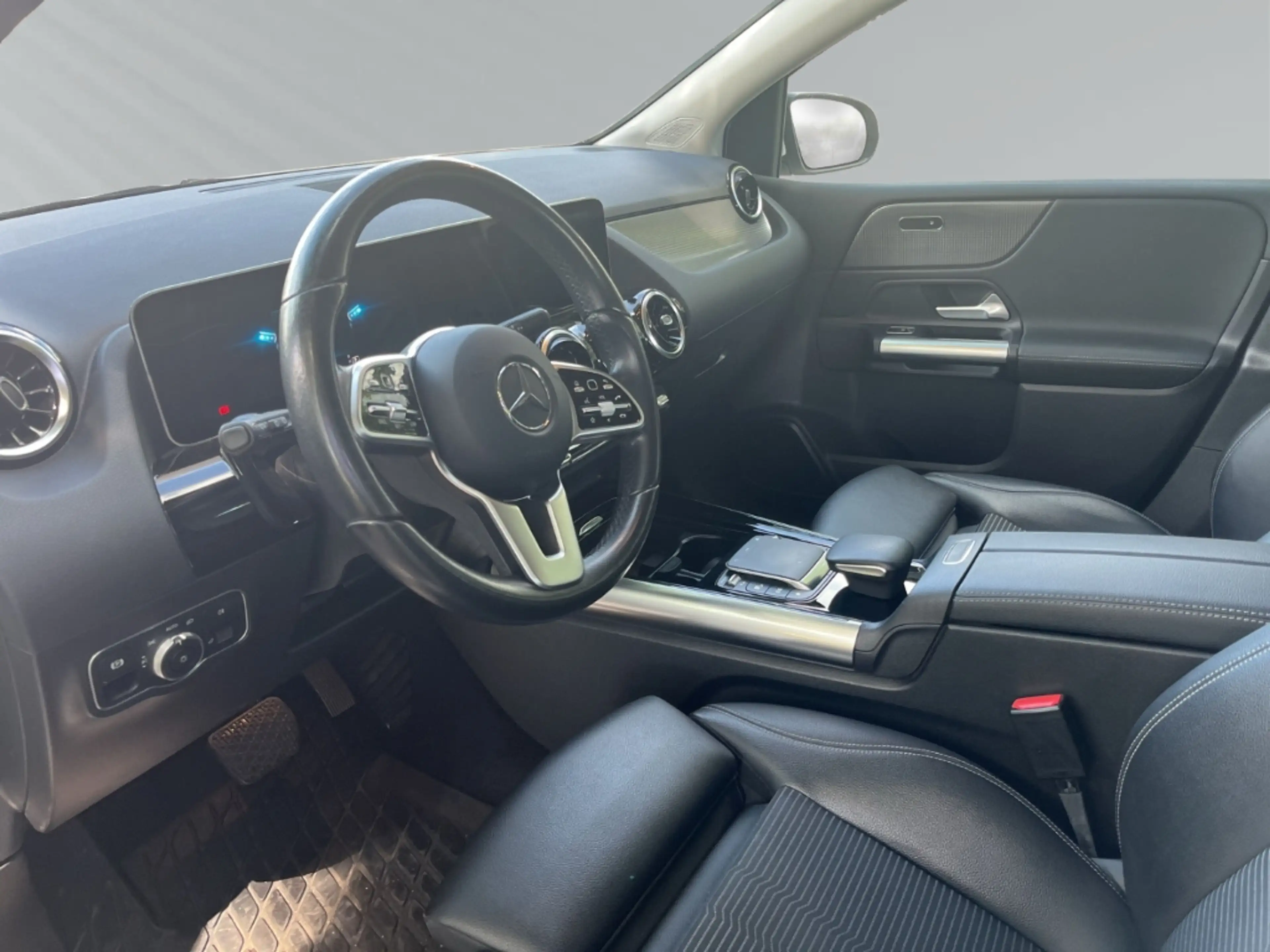 Mercedes-Benz B 200 d Progressive/Navigation/LED/Kamera/SHZ — photo 4