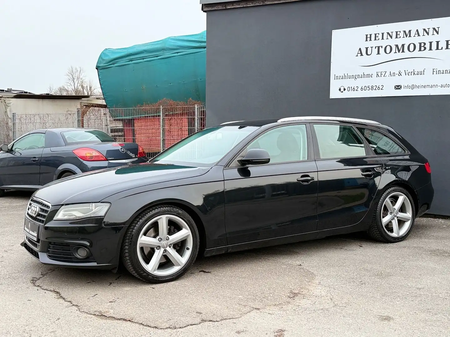 Audi A4 Avant 2.0 TFSI Ambition *2-HD*XENON*NAVI*LED* Schwarz - 2